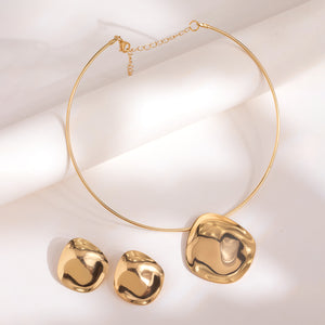 Hiraola's Product Image