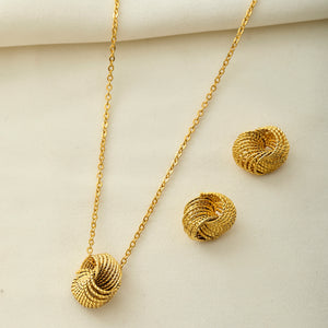 Hiraola's Product Image