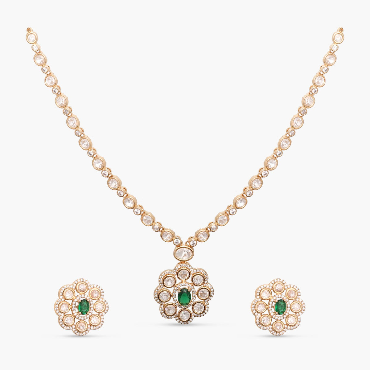 Hiraola's Product Image